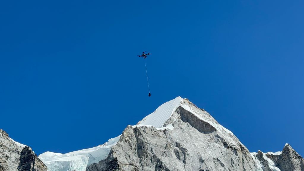 DJI réalise avec succès les premiers essais de livraison par drone sur ...