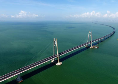 Les Chinois profitent d'accomplissements scientifiques et technologiques